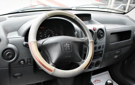 Peugeot Partner II рестайлинг 2, 2010 год, 379 000 рублей, 8 фотография