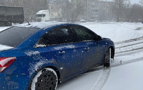 Chevrolet Cruze II, 2011 год, 730 000 рублей, 3 фотография