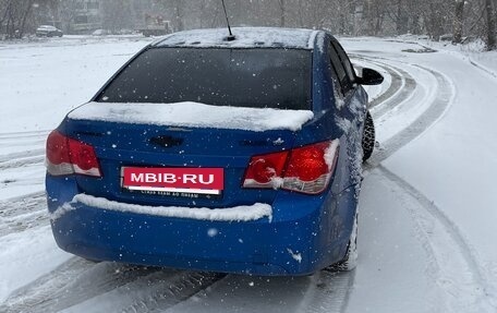 Chevrolet Cruze II, 2011 год, 730 000 рублей, 4 фотография