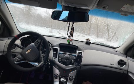 Chevrolet Cruze II, 2011 год, 730 000 рублей, 10 фотография