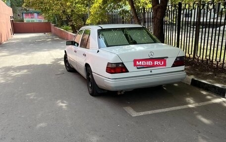 Mercedes-Benz W124, 1992 год, 300 000 рублей, 2 фотография