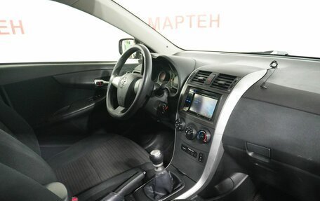 Toyota Corolla, 2011 год, 979 000 рублей, 10 фотография
