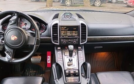 Porsche Cayenne III, 2011 год, 2 200 000 рублей, 11 фотография