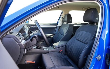 Skoda Superb III рестайлинг, 2022 год, 2 475 000 рублей, 8 фотография