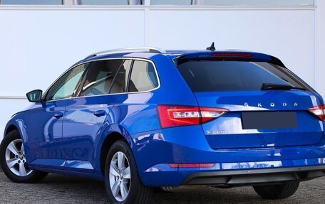 Skoda Superb III рестайлинг, 2022 год, 2 475 000 рублей, 7 фотография