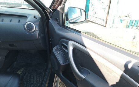 Renault Duster I рестайлинг, 2014 год, 830 000 рублей, 6 фотография