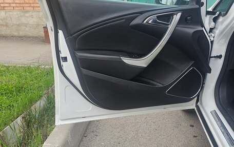 Opel Astra J, 2010 год, 750 000 рублей, 7 фотография