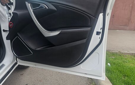 Opel Astra J, 2010 год, 750 000 рублей, 9 фотография