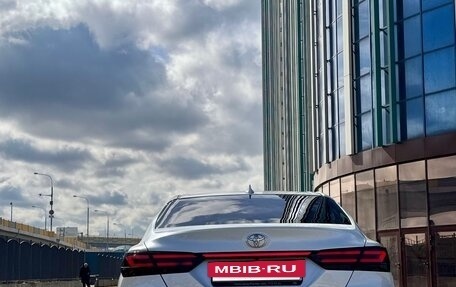 Toyota Camry, 2021 год, 3 100 000 рублей, 3 фотография