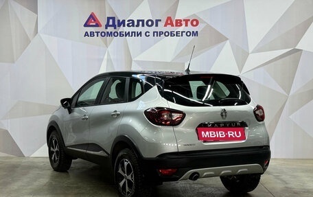 Renault Kaptur I рестайлинг, 2018 год, 1 220 000 рублей, 4 фотография