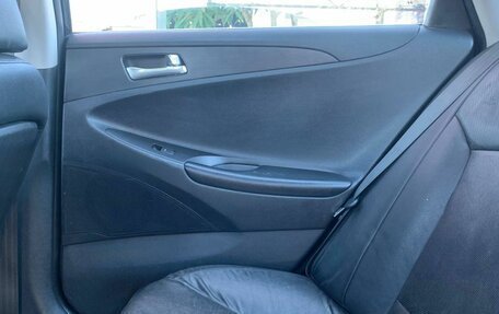 Hyundai Sonata VI, 2010 год, 1 075 000 рублей, 18 фотография