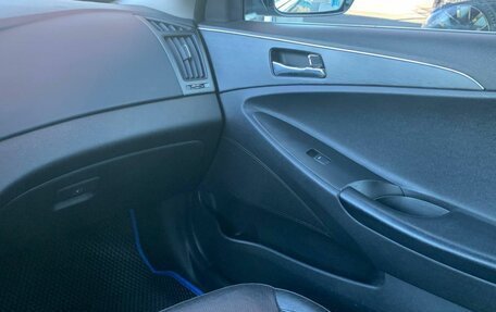 Hyundai Sonata VI, 2010 год, 1 075 000 рублей, 17 фотография