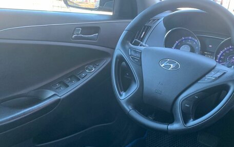 Hyundai Sonata VI, 2010 год, 1 075 000 рублей, 16 фотография