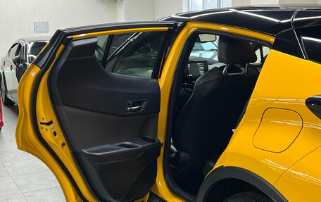 Toyota C-HR I рестайлинг, 2020 год, 2 547 000 рублей, 18 фотография