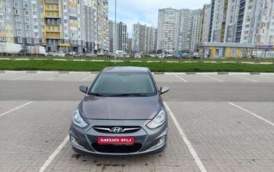 Hyundai Solaris II рестайлинг, 2011 год, 830 000 рублей, 1 фотография