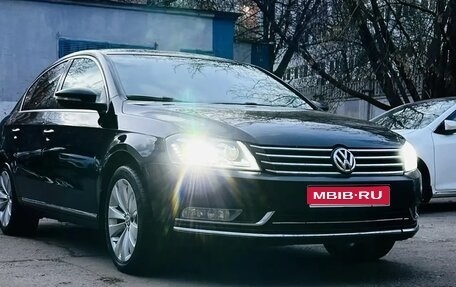 Volkswagen Passat B7, 2011 год, 950 000 рублей, 1 фотография
