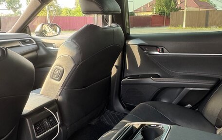 Toyota Camry, 2023 год, 3 400 000 рублей, 6 фотография