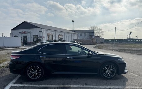 Toyota Camry, 2023 год, 3 400 000 рублей, 13 фотография