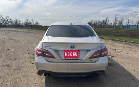 Toyota Crown, 2018 год, 2 980 000 рублей, 5 фотография