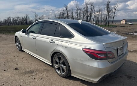 Toyota Crown, 2018 год, 2 980 000 рублей, 6 фотография