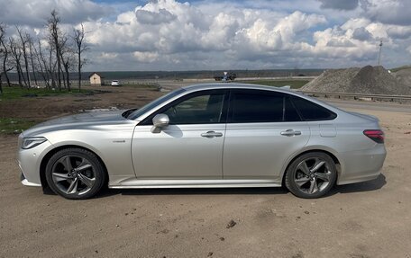 Toyota Crown, 2018 год, 2 980 000 рублей, 7 фотография