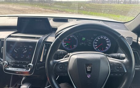 Toyota Crown, 2018 год, 2 980 000 рублей, 11 фотография