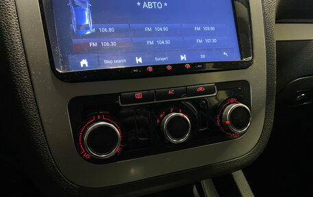 Volkswagen Scirocco III рестайлинг, 2011 год, 999 000 рублей, 13 фотография