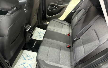 Geely Emgrand, 2024 год, 1 735 000 рублей, 21 фотография