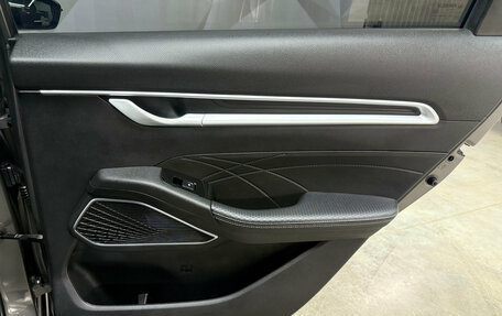 Geely Emgrand, 2024 год, 1 735 000 рублей, 24 фотография