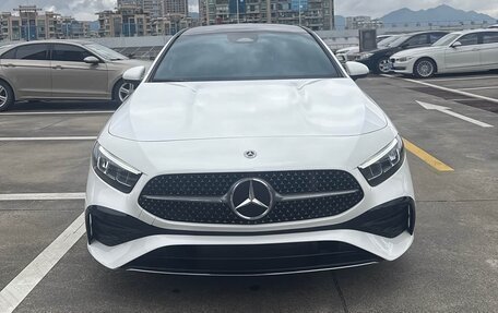 Mercedes-Benz A-Класс, 2023 год, 2 200 800 рублей, 2 фотография