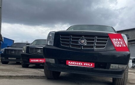 Cadillac Escalade III, 2007 год, 750 000 рублей, 11 фотография
