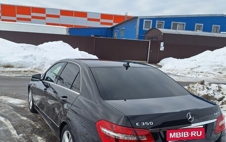 Mercedes-Benz E-Класс, 2011 год, 1 250 000 рублей, 8 фотография
