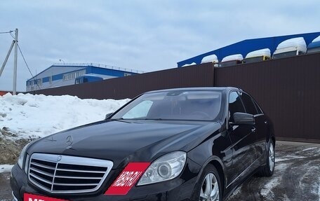 Mercedes-Benz E-Класс, 2011 год, 1 250 000 рублей, 4 фотография