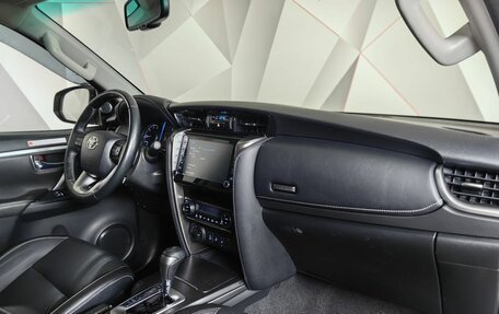 Toyota Fortuner II, 2021 год, 5 199 900 рублей, 13 фотография