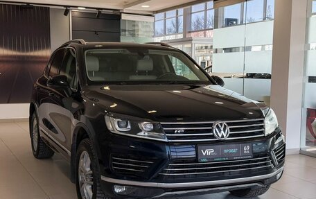 Volkswagen Touareg III, 2016 год, 3 247 000 рублей, 3 фотография