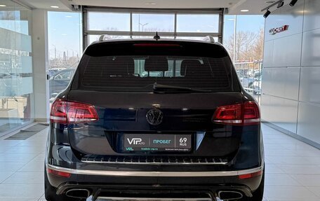 Volkswagen Touareg III, 2016 год, 3 247 000 рублей, 5 фотография