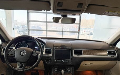 Volkswagen Touareg III, 2016 год, 3 247 000 рублей, 11 фотография