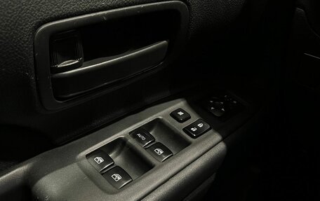 Mitsubishi Outlander III рестайлинг 3, 2018 год, 1 990 000 рублей, 12 фотография