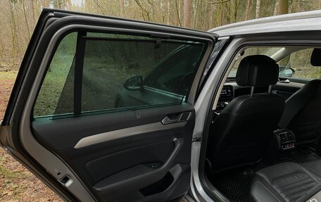 Volkswagen Passat B8 рестайлинг, 2019 год, 2 300 000 рублей, 18 фотография