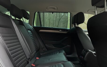 Volkswagen Passat B8 рестайлинг, 2019 год, 2 300 000 рублей, 19 фотография