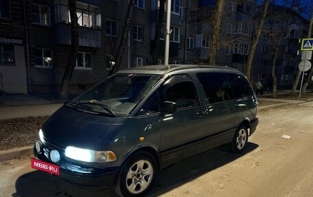 Toyota Previa II, 1991 год, 330 000 рублей, 2 фотография