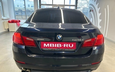 BMW 5 серия, 2012 год, 1 350 000 рублей, 6 фотография