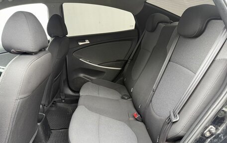 Hyundai Solaris II рестайлинг, 2013 год, 700 000 рублей, 11 фотография