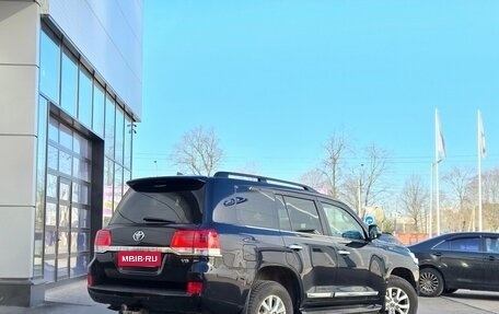 Toyota Land Cruiser 200, 2018 год, 4 849 000 рублей, 6 фотография