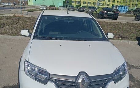 Renault Logan II, 2021 год, 990 000 рублей, 1 фотография