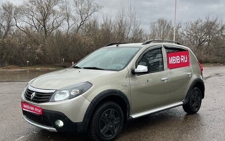 Renault Sandero I, 2013 год, 590 000 рублей, 1 фотография