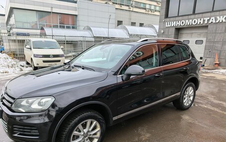 Volkswagen Touareg III, 2012 год, 2 300 000 рублей, 1 фотография