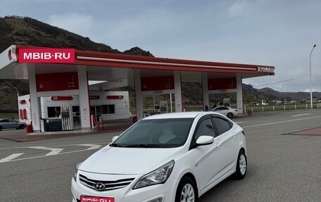 Hyundai Solaris II рестайлинг, 2015 год, 890 000 рублей, 1 фотография