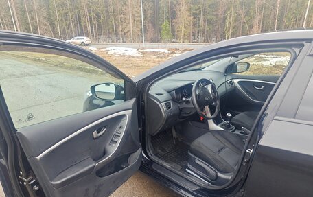 Hyundai i30 II рестайлинг, 2012 год, 820 000 рублей, 2 фотография