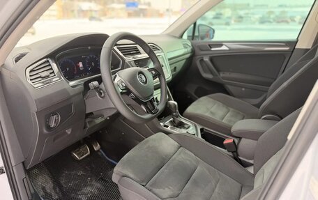 Volkswagen Tiguan II, 2019 год, 2 750 000 рублей, 9 фотография